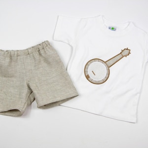 Bluegrass-shirt voor peuters - festivalkleding voor kinderen - T-shirt banjo appliqué - linnen shorts outfit - banjoshirt voor jongens - muzikale kindertop