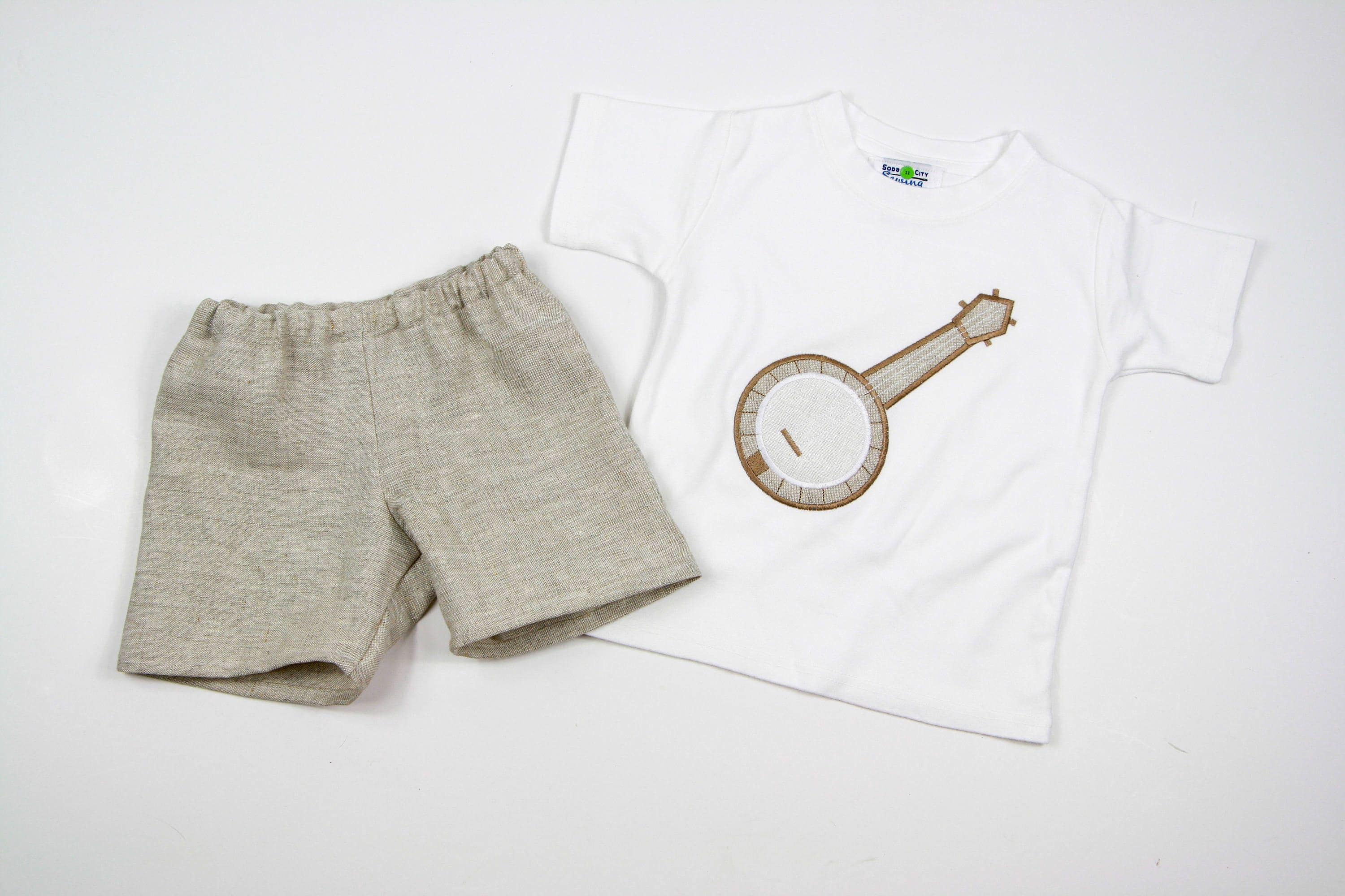 Kids Banjo Applique Shirt with Linen Shorts