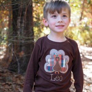 Thanksgiving-outfit babyjongens - Turkije applique shirt - jongens Turkije outfit - Turkije shirt broek set - bijpassende broek set - Madras broek set afbeelding 2