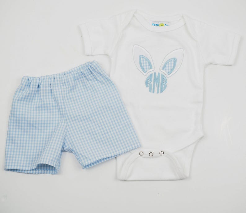 Camiseta con monograma de conejito - Camiseta con orejas de conejito de Pascua para niños - Camiseta con inicial de conejito para niño pequeño - Traje de Pascua para niño - Pascua personalizada imagen 5