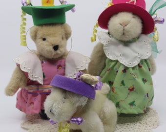 Vintage Muffy VanderBear, Hoppy Vanderhare, and Lulu Spring Bonnets " A Silly Milly-nery Collection/With Stands