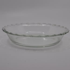 Vintage Pyrex Clear Glass Tart Plate with Ruffles