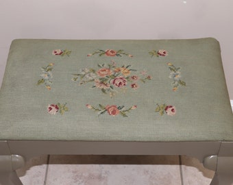 Vintage Wooden Needlepoint Piano Bench/Chair