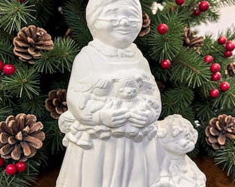 Ready to Paint Mrs. Claus Figurine. Christmas Décor. Olga's Treasures Shop