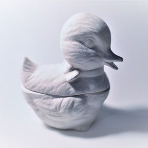Little Chick Ready to Paint.Unpainted Ceramic Bisque Chick Box.Ceramic Bisque Box.Olga&#39;s Treasures Shop