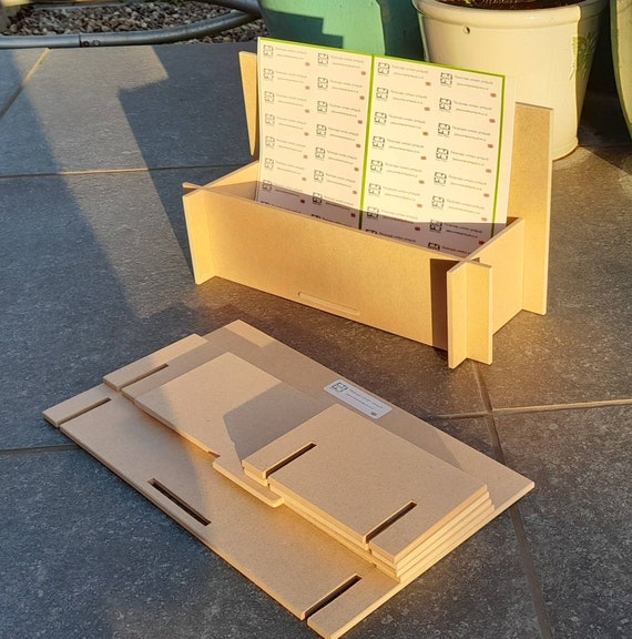Display boxes with SOLID bases A3, A4, A5 & A6 sizes - ideal for craft fair displays of cards, prints, photographs, etc. FLAT PACKING