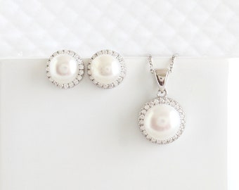 Pearl Bridal Jewelry Set | Wedding Earrings Necklace Set | Wedding Party Jewelry | Bridesmaid Gift Set | Halo Pearl Jewelry Set for Bride