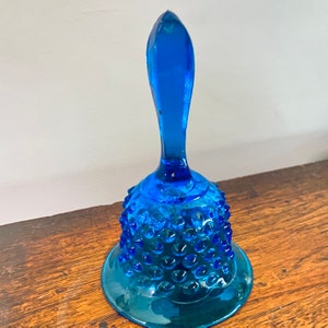 Fenton Colonial Blue Hobknob Glass Bell