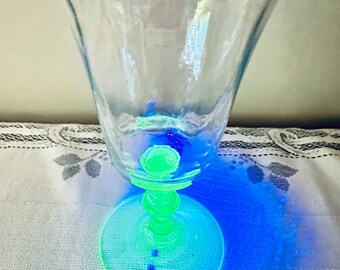 Optic Diamond Green Depression Wine Glass