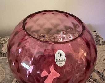 Fenton Diamond Optic Sphere Vase