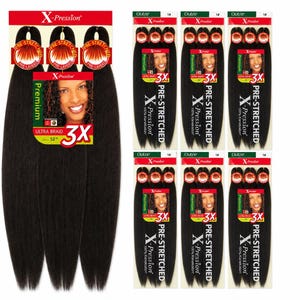 Könnte beinhalten: Sechs Packungen schwarze X-Pression Premium 3X Pre-Stretched Ultra Braid Haarverlängerungen. Jede Packung hat eine Länge von 132 cm, besteht aus Kanekalon-Faser und zeigt ein Gesicht sowie den Text X-Pression, Pre-Stretched und 3X Ultra Braid.