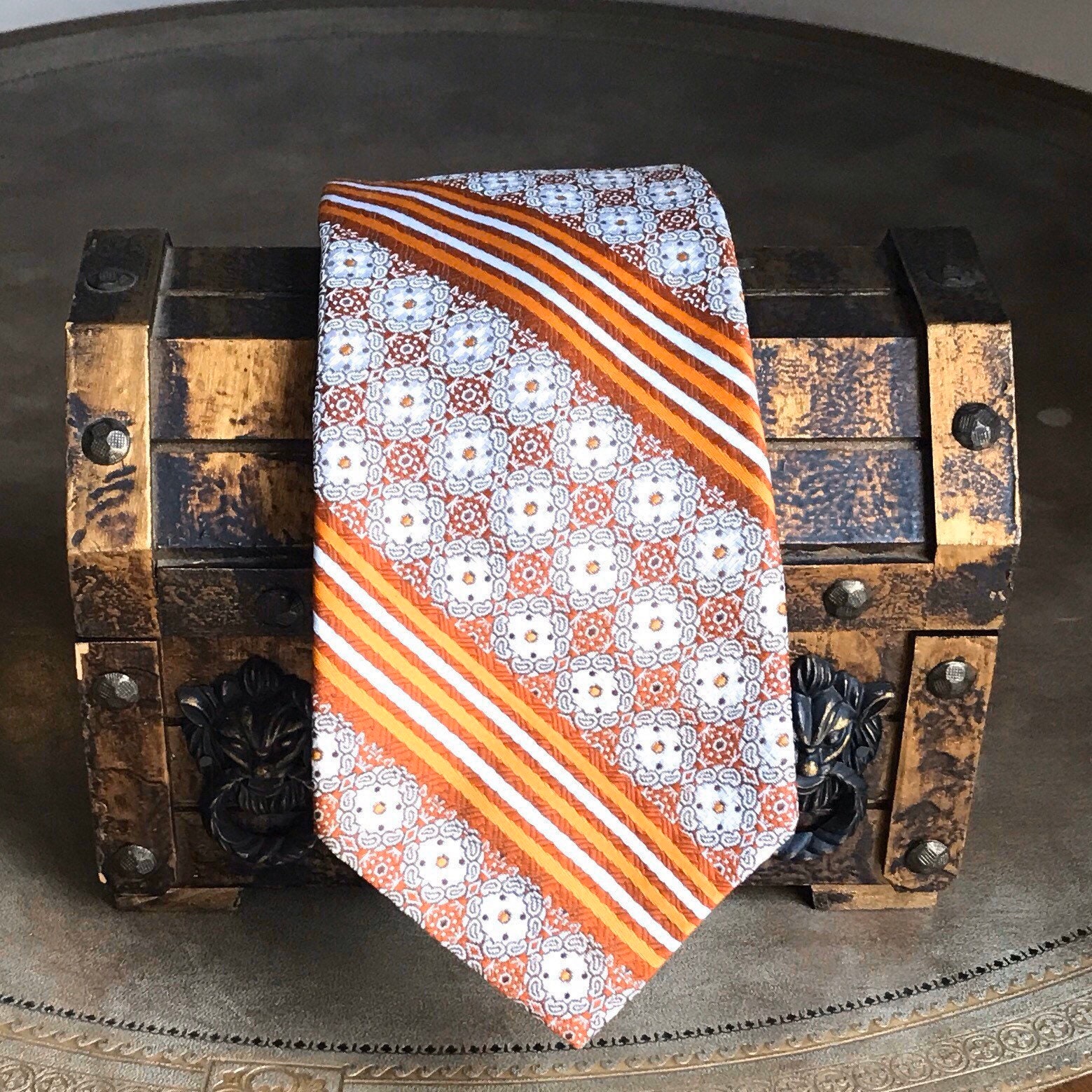 Vintage New (NWT) Necktie Woven Print Floral Diagonal Stripe by Prince Consort Golden Clasp Neck Tie Orange Red White 4 inch Wide Tie 1970s