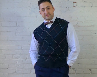 Argyle Sweater • 1960s Vintage Pullover • Knit Vest • Saks Fifth Avenue •  Mens LARGE • Shetland Wool • Collegiate Prep • Dark Blue