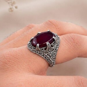 Anello vintage in filigrana con rubino e agata, anello con sigillo turco in argento sterling 925, anello vistoso con gemma rossa ovale, anello in stile ottomano per uomo e donna.