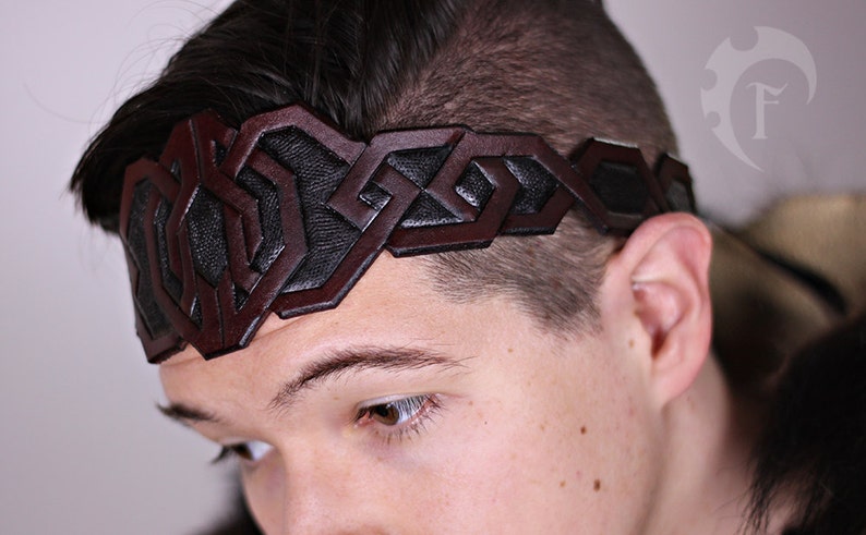 BLACK FRIDAY SALE Dwarf leather crown,circlet,burgundy,black,dwarvish,headband,cuir,larp,costume,fantasy