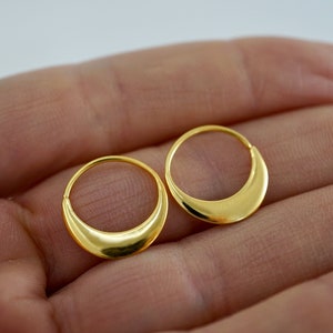 18K Gold Crescent Moon Hoop Earrings 14mm