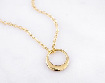 Dainty Eternity Circle Necklace Gold