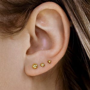 Orecchini a perno a sfera minuscola • Oro 14 carati placcato o argento sterling • 2 mm 3 mm 4 mm (326)