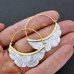 Crescent Moon Flower Hoop Earrings - Mother of pearl with Gold-tone bezel (b222)