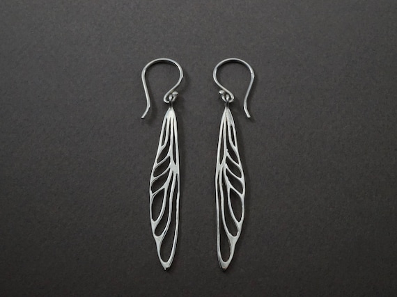 ケルトムーンイヤリング 925スターリングシルバー トンボ スタッドピアス アイルランドケルトジュエリー レディース ガールズ, スターリ　並行輸入 トンボ 925 スターリングシルバー ハート ケルト ハギー フープ