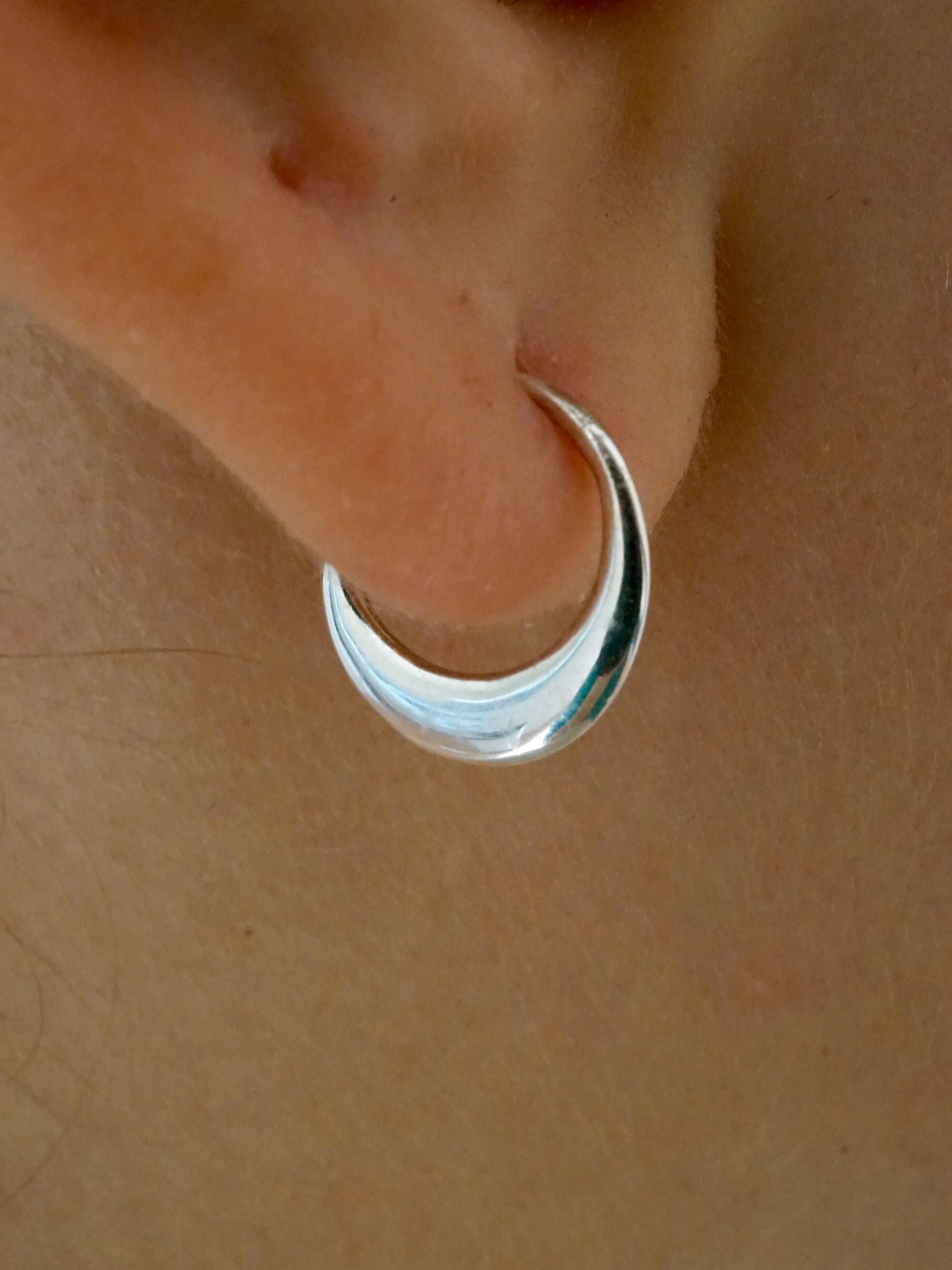 【美品】himie 2 Petit moon pierced CATEGORY 750WG / K18WG | himie [ヒーミー]