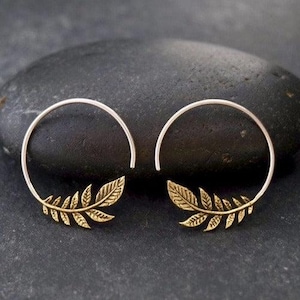 Örhängen i bladformade örhängen i guld och sterlingsilver • Smycken med olivkvistar i blandad metall • Naturinspirerade hängen (134)