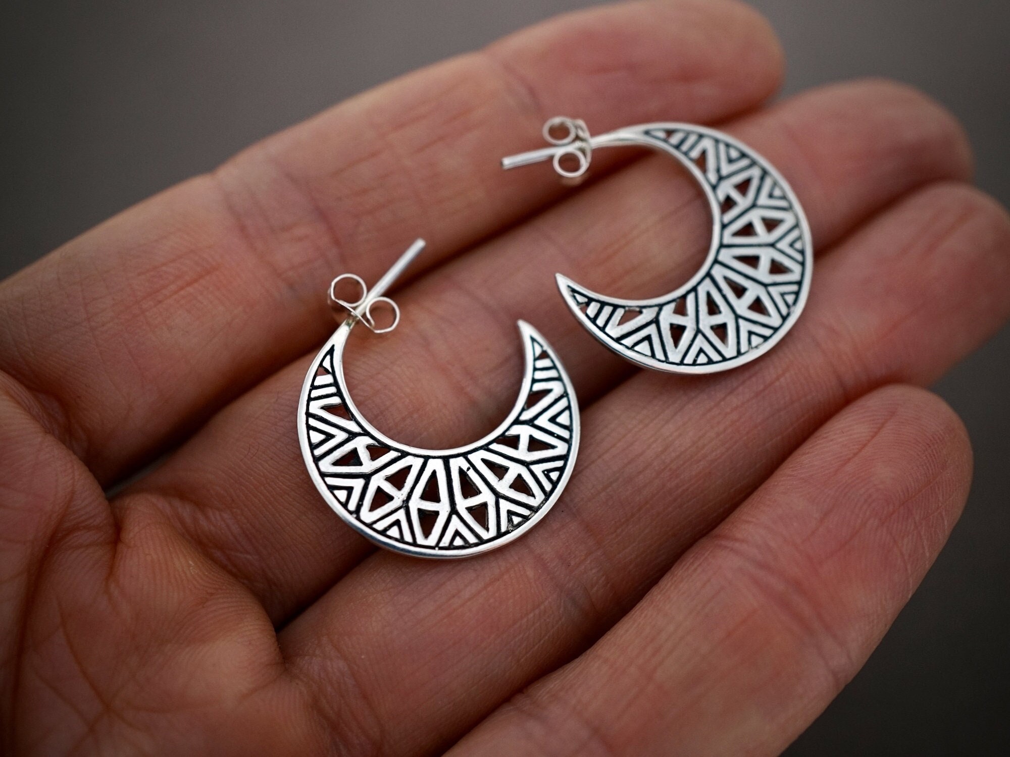★2022SS新作★MZUU★Silhouette Hoop Earrings Kelly Color Block Beaded Hoop Earrings Rainbow Wholesale
