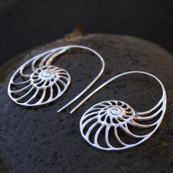 Nautilus Ammonite earrings - Solid Sterling Silver Hoops - Fibonacci Spiral - Ocean Jewelry (063S)