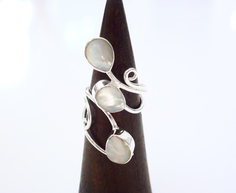 Mother of Pearl Statement Ring Leaf Design Silver Mother of Pearl Ring Part of Matching Set