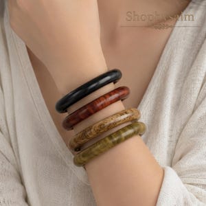 Wooden Bangle Bracelet, Handcrafted Red Sandalwood 8 mm Wood Bracelet, Round Wooden Bangle, Minimalist Bracelet, Boho Jewelry,