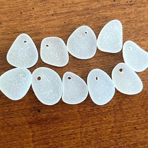 10 pezzi di vetro marino forato bianco autentico, lotto di forniture per gioielli