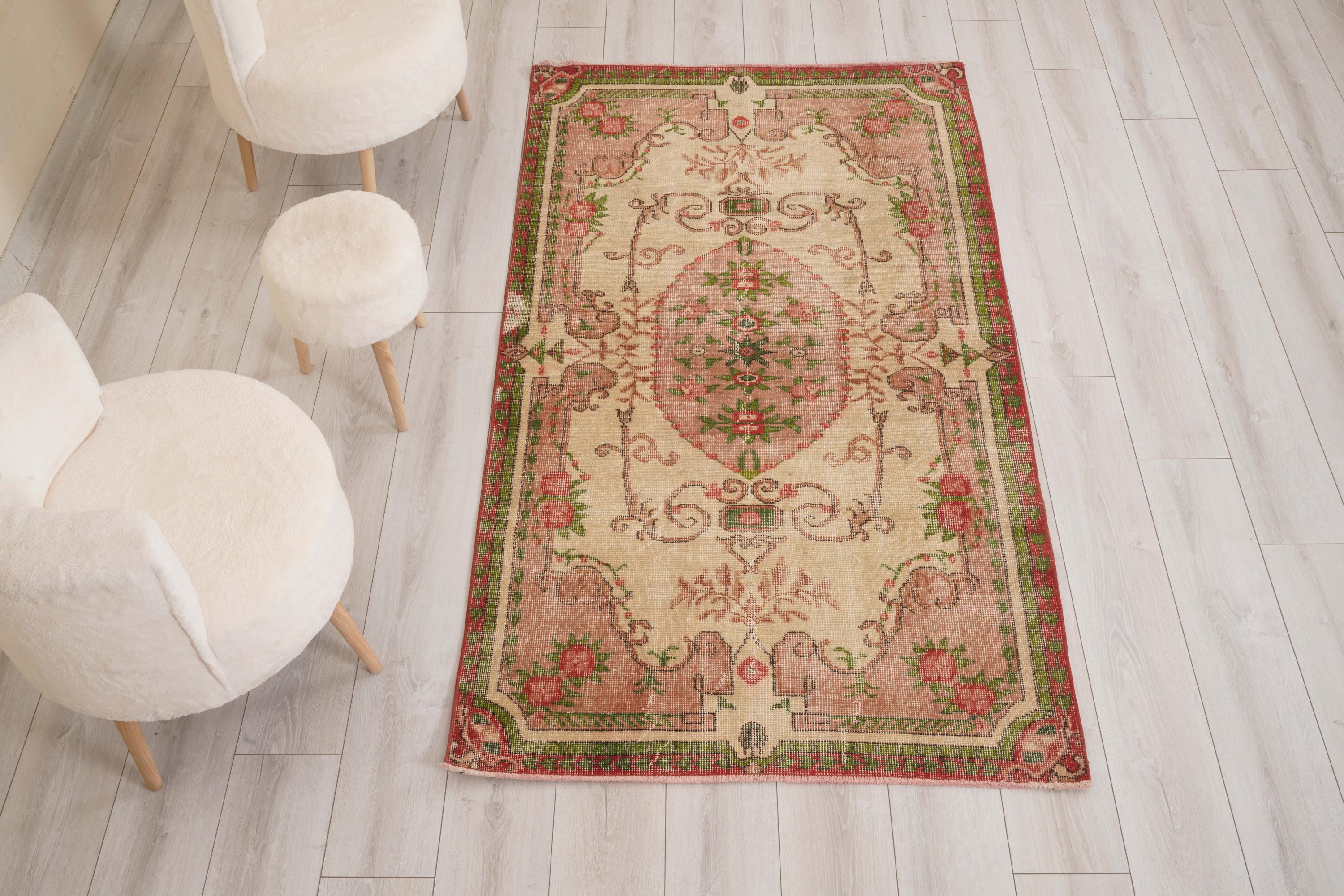 Vintage Rug 4x7 - Etsy