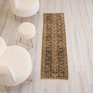 2x5 Oushak-matta, handgjord vintage löpare, antik turkisk matta 2x5, neutral liten löpare, blekt matta, 1958