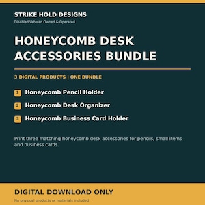 Peut inclure: Une fiche produit numérique bleu sarcelle pour un ensemble d'accessoires de bureau en nid d'abeille par Strike Hold Designs. Il comprend un porte-crayon, un organisateur de bureau et un porte-cartes de visite numériques.