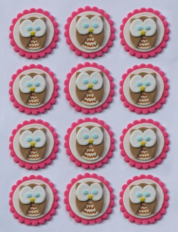Items similar to Fondant Cupcake Toppers Owls on Etsy