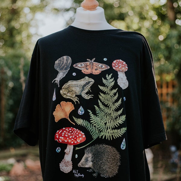 Night Garden Wildlife Tee