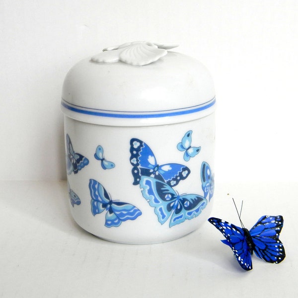 Vintage Butterfly Blue porcelain jar. Kitsch kitchen Cookies Jam Jar. Eastee Louder. Made in Japan. Blue White.