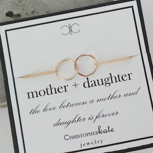 Conjunto de DOS pulseras de eternidad de anillos entrelazados de oro.... Madre, Hija, Madre de la Novia