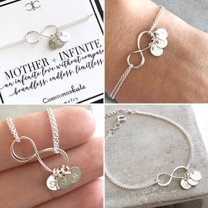 Pulsera de encanto de plata de ley de amor infinito de la madre con encantos monogramas estampados a mano personalizados