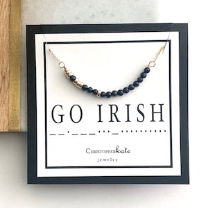 Collar con barra universitaria Notre Dame Code, azul marino, dorado, sencillo, collar para el día del partido, Go Irish