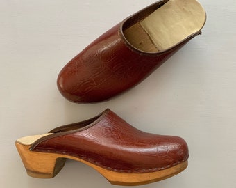 casual work sandals