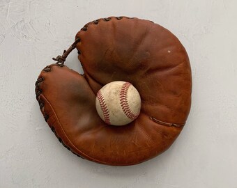 Vintage Baseball Catchers Mitt