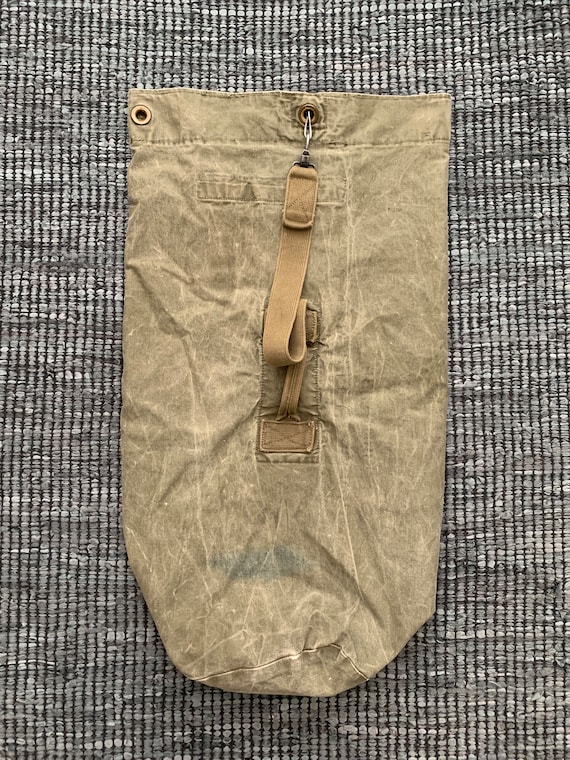 Vintage Army Duffel Bag Gem