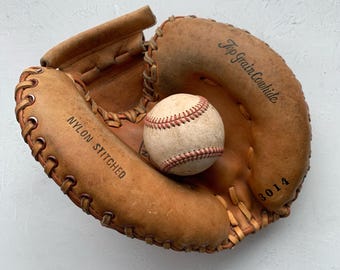 Vintage Baseball Catchers Mitt
