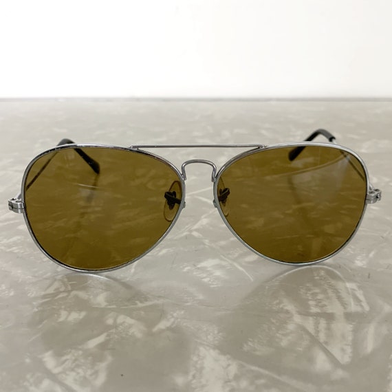 Vintage Aviator Sunglasses - image 4