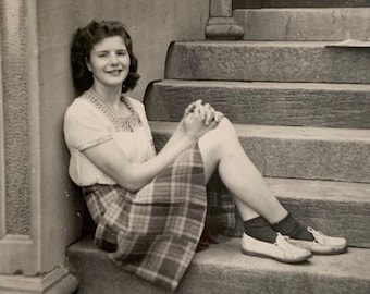 Vintage Photo Lot of 8 Smiling Gals