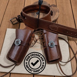 Cinto de couro artesanal estilo faroeste com porta-cartuchos - Coldre duplo estilo SASS, personalizado para cowboys, compatível com qualquer revólver.