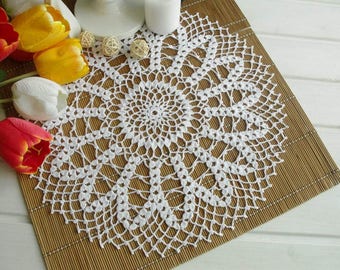 Large crochet doily White crochet doilies Round crochet centerpiece Daisy crochet doily Crochet decoration Lace decor 379