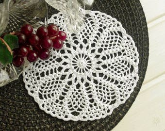 Crochet doily daisy 7 1/3 inches Small white handmade cotton lace doilies Small crochet doilies Crochet coaster Table decor details 410