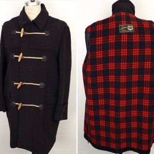 1950s Lodenfrey Navy Blue Duffle Coat with wooden toggle buttons & plaid lining / men&#39;s large